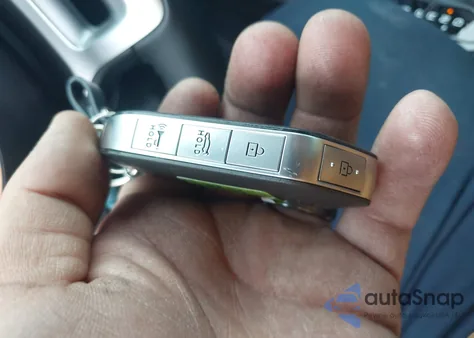 2025 Kia K5 Gt-Line z USA, uszkodzony, nr VIN KNAG64J78S5327832